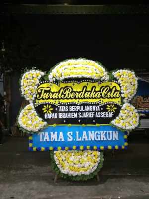Papan Bunga Duka di Penebel